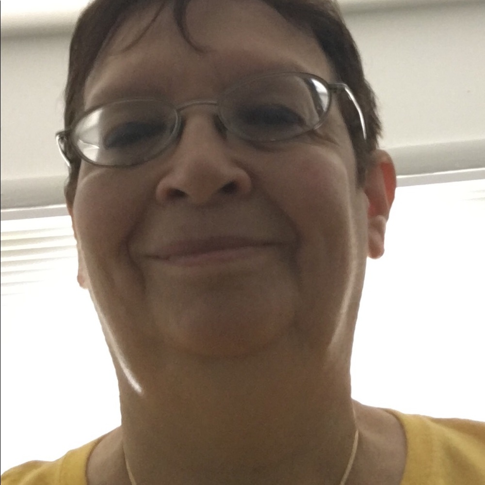 Meet your Posher, Bernadette